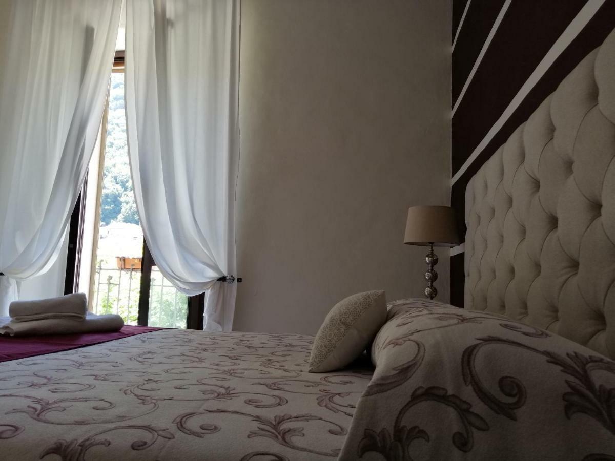 Le Finestre Sulla Piazza Bed & Breakfast Boiano Dış mekan fotoğraf